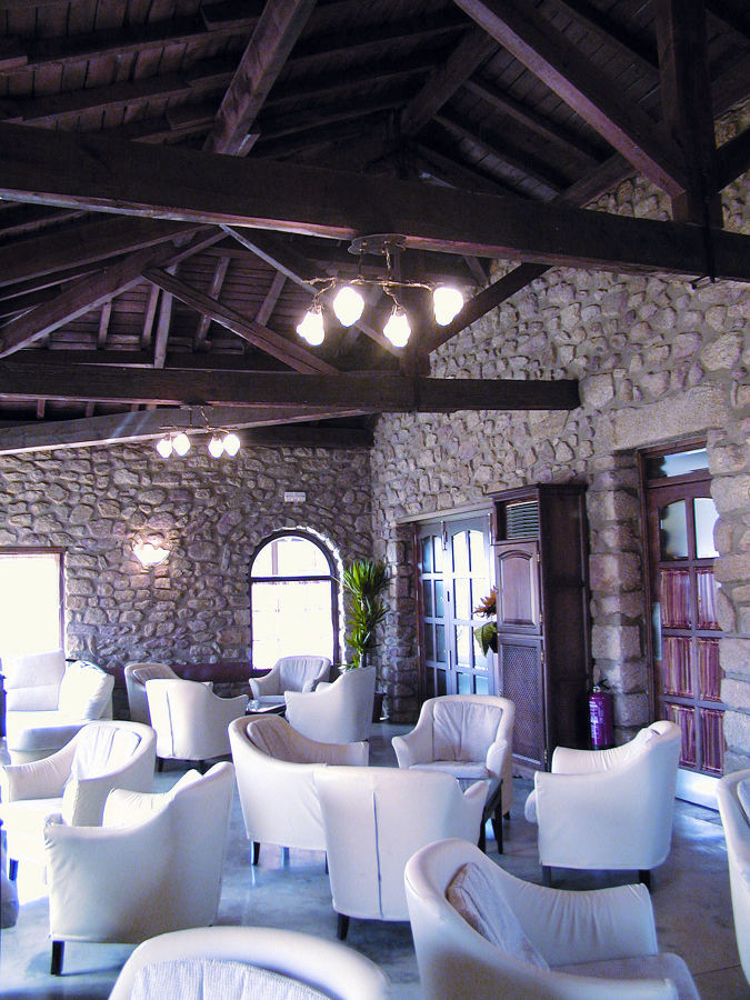 REFORMA DE ALMAZARA PARA USO DE RESTAURANTE EN ACEBO (CACERES)