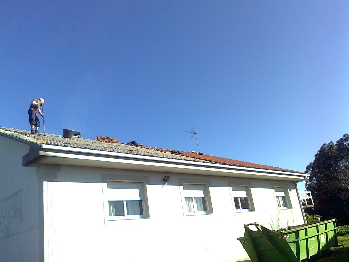 REFORMA DE CUBIERTA EN MIÑO