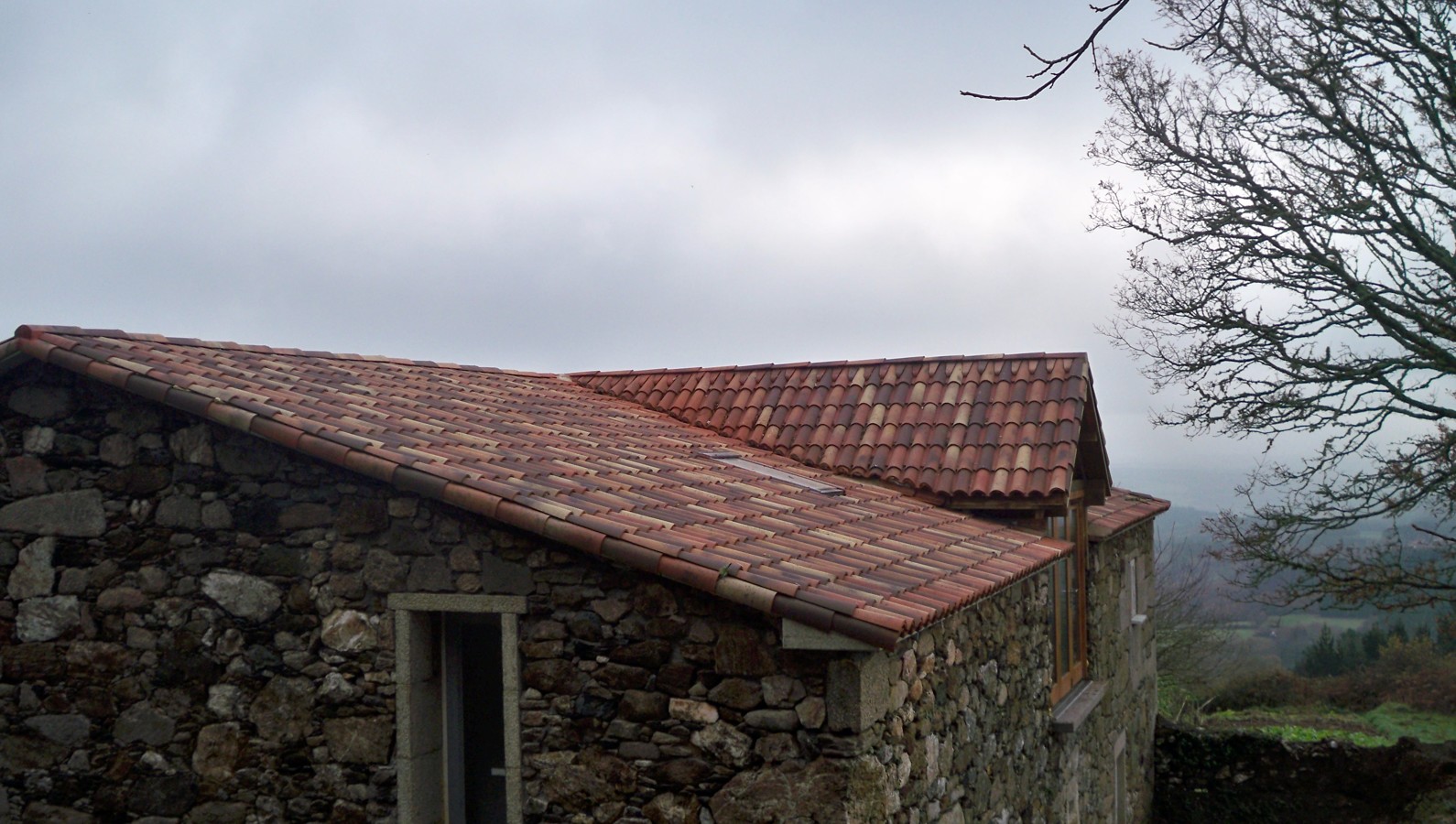 REFORMA DE CUBIERTA EN PALS DE REI