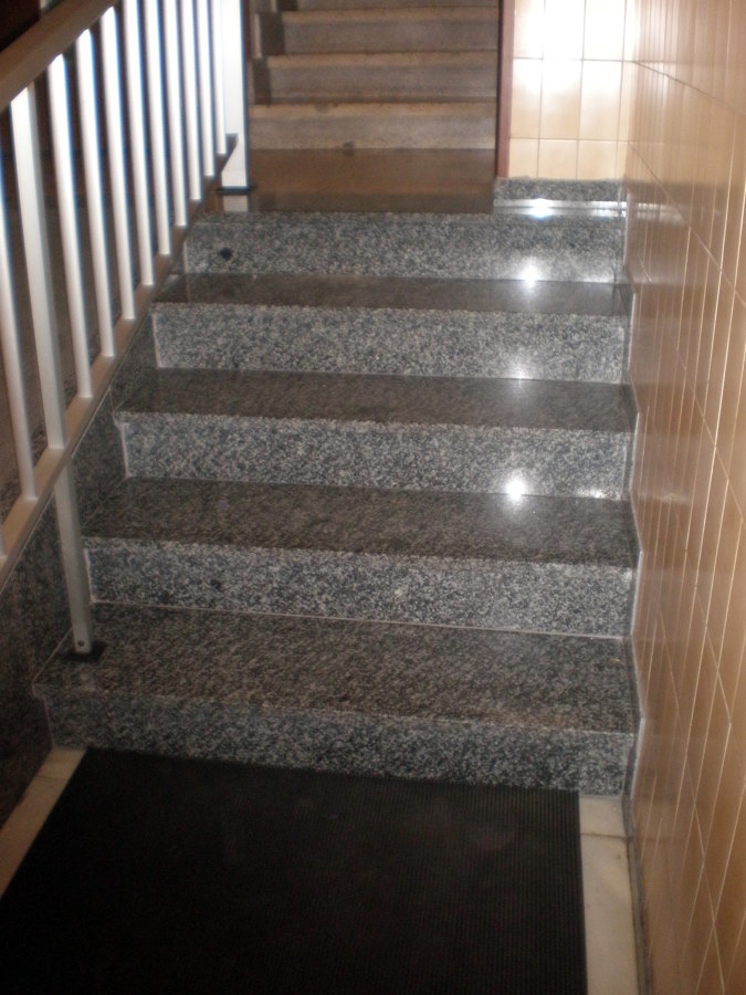 REFORMA DE ESCALERAS