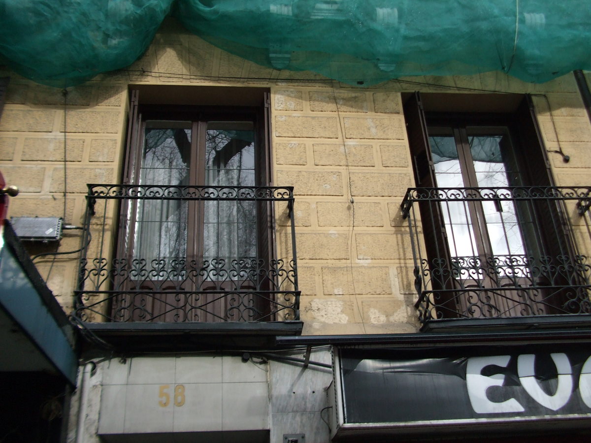 reforma de Fachada en C/ Paseo de Extremadura 58