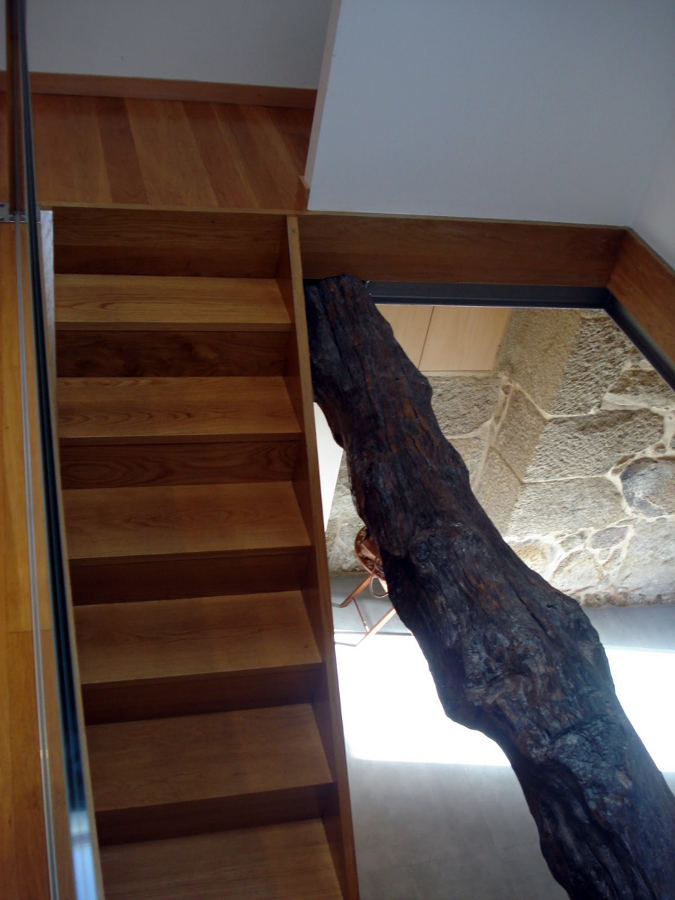 Reforma de vivienda unifamiliar preexistente en Aldán, Pontevedra.