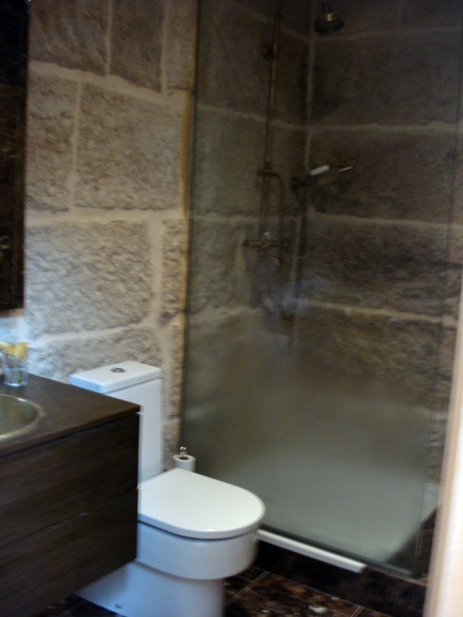 Reforma de vivienda unifamiliar preexistente en Aldán, Pontevedra.