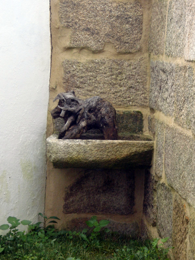 Reforma de vivienda unifamiliar preexistente en Aldán, Pontevedra.