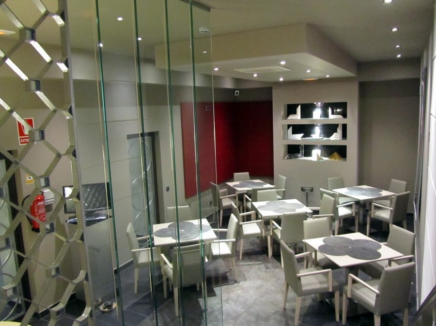 REFORMA EN CAFETERIA