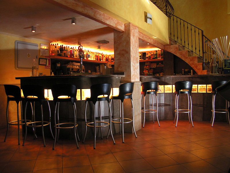 Reforma en un bar de copas