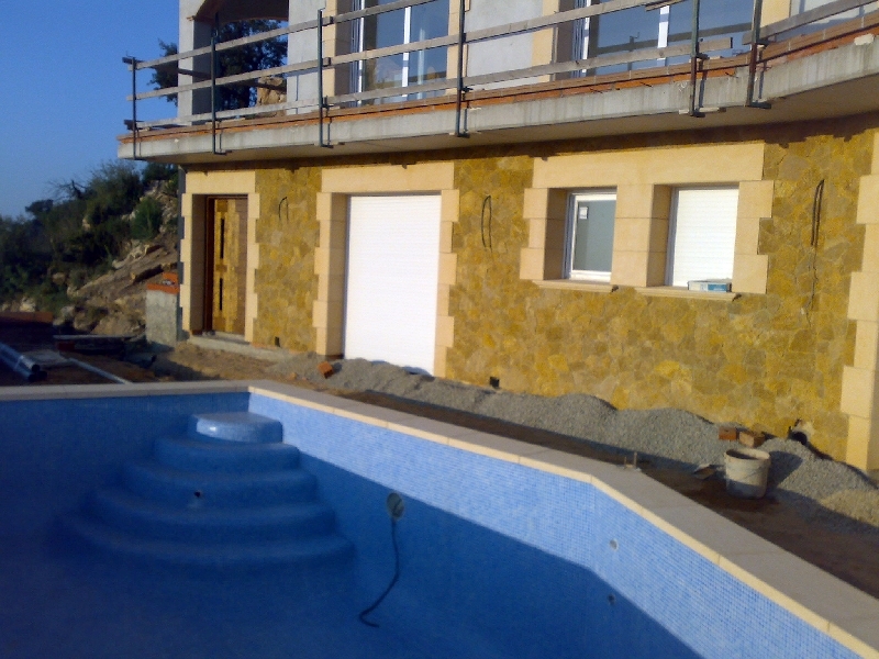 REFORMA I AMPLIACIO  CASA UNIFAMILIAR A MAS NOU 