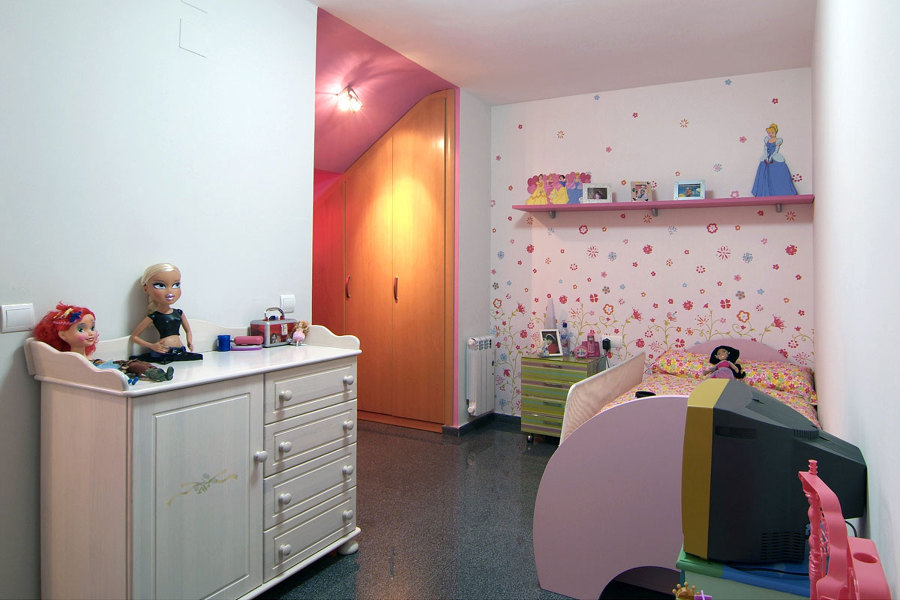 Reforma integral de vivienda: Dormitorio infantil