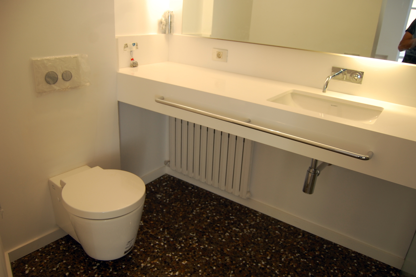 Reforma integral de vivienda en casco antiguo de Palma.