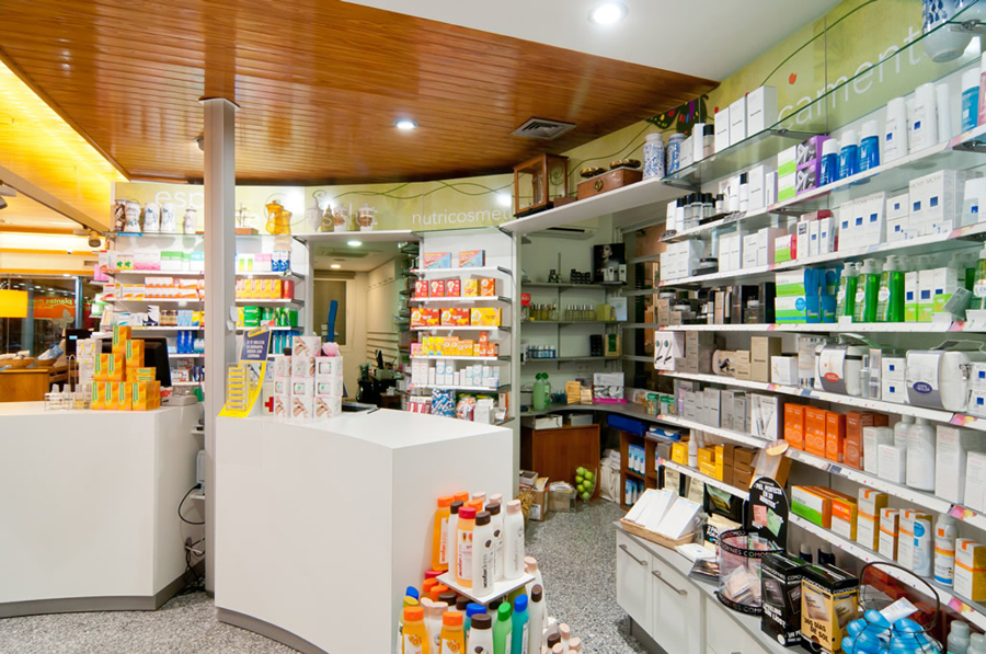 reforma interior de Farmacia Planas