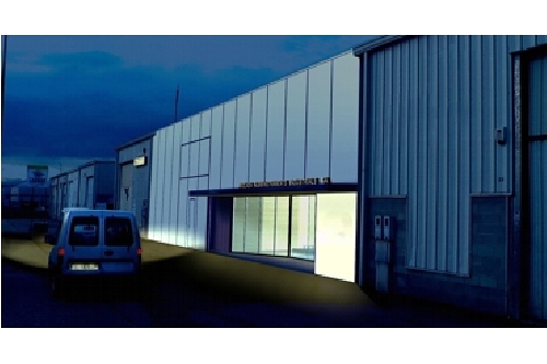 Reforma nave industrial para tienda y almacenaje (Girona)