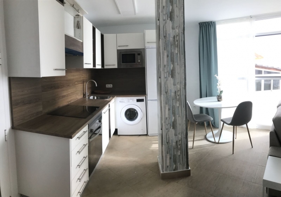 REFORMA COMPLETA DE COCINA