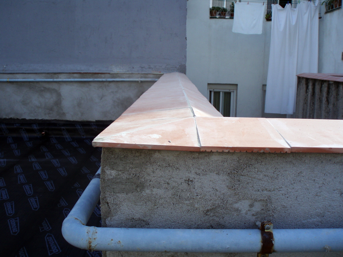 Rehabilitación cubierta, petos y patios.