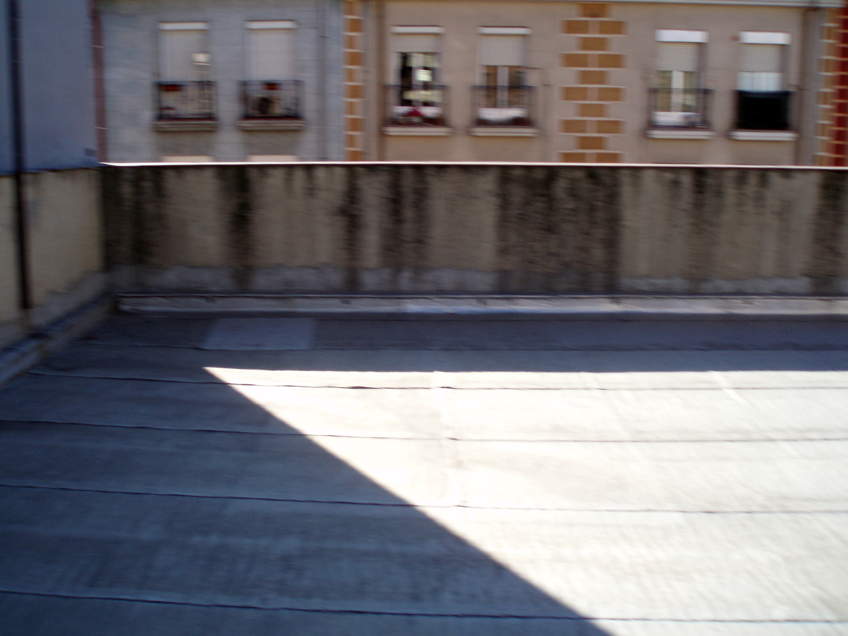 Rehabilitación cubierta, petos y patios.