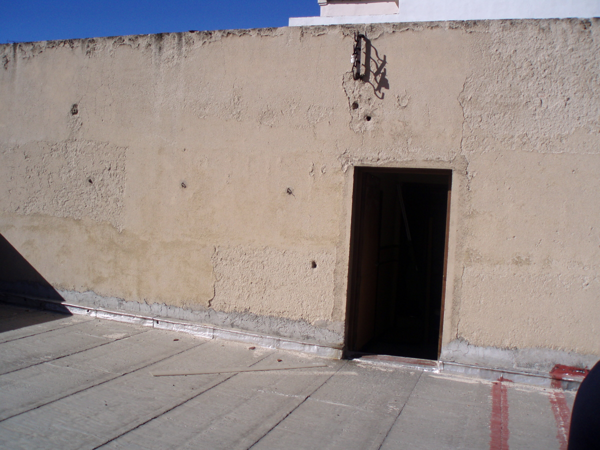 Rehabilitación cubierta, petos y patios.