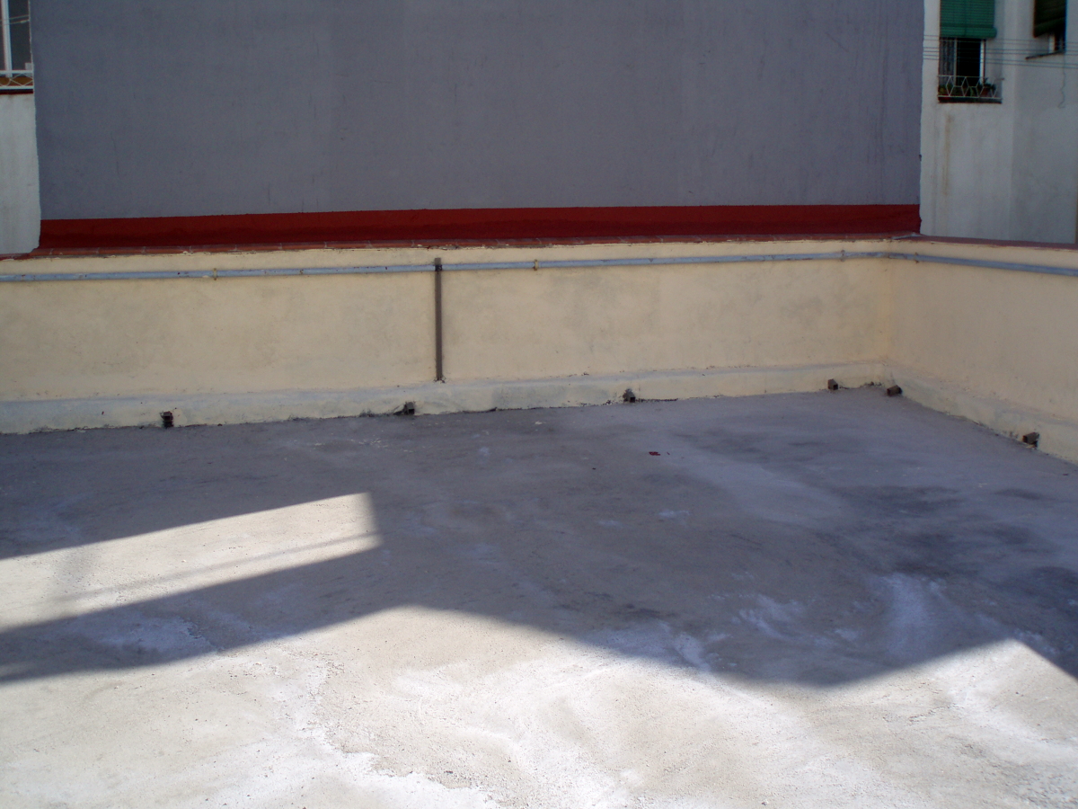 Rehabilitación cubierta, petos y patios.