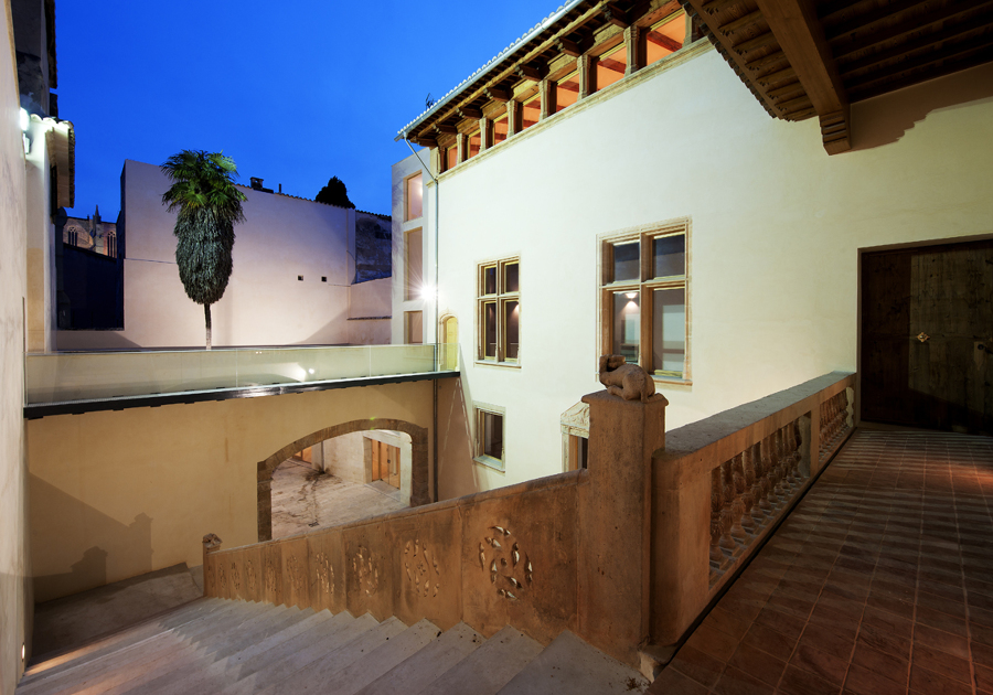 rehabilitación de casal gótico