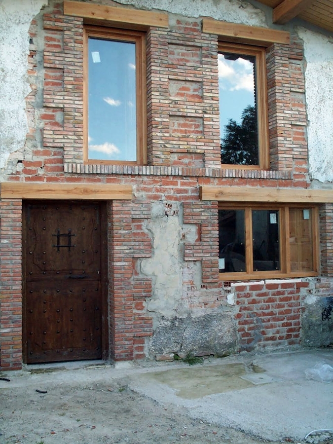 REHABILITACION DE CASAS RURALES CON MATERIALES NOBLES.