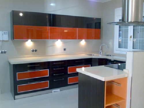 Rehabilitacion de cocina con inst.de font.y electricidad