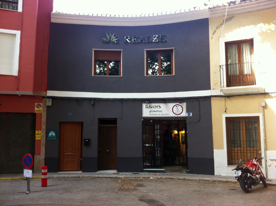 Rehabilitacion de Fachada, cubierta e interiores