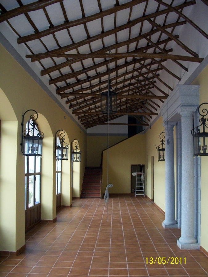 REHABILITACIÓN DE FINCA