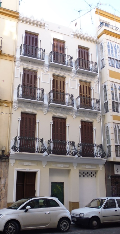 REHABILITACION EDIFICIO PLURIFAMILIAR