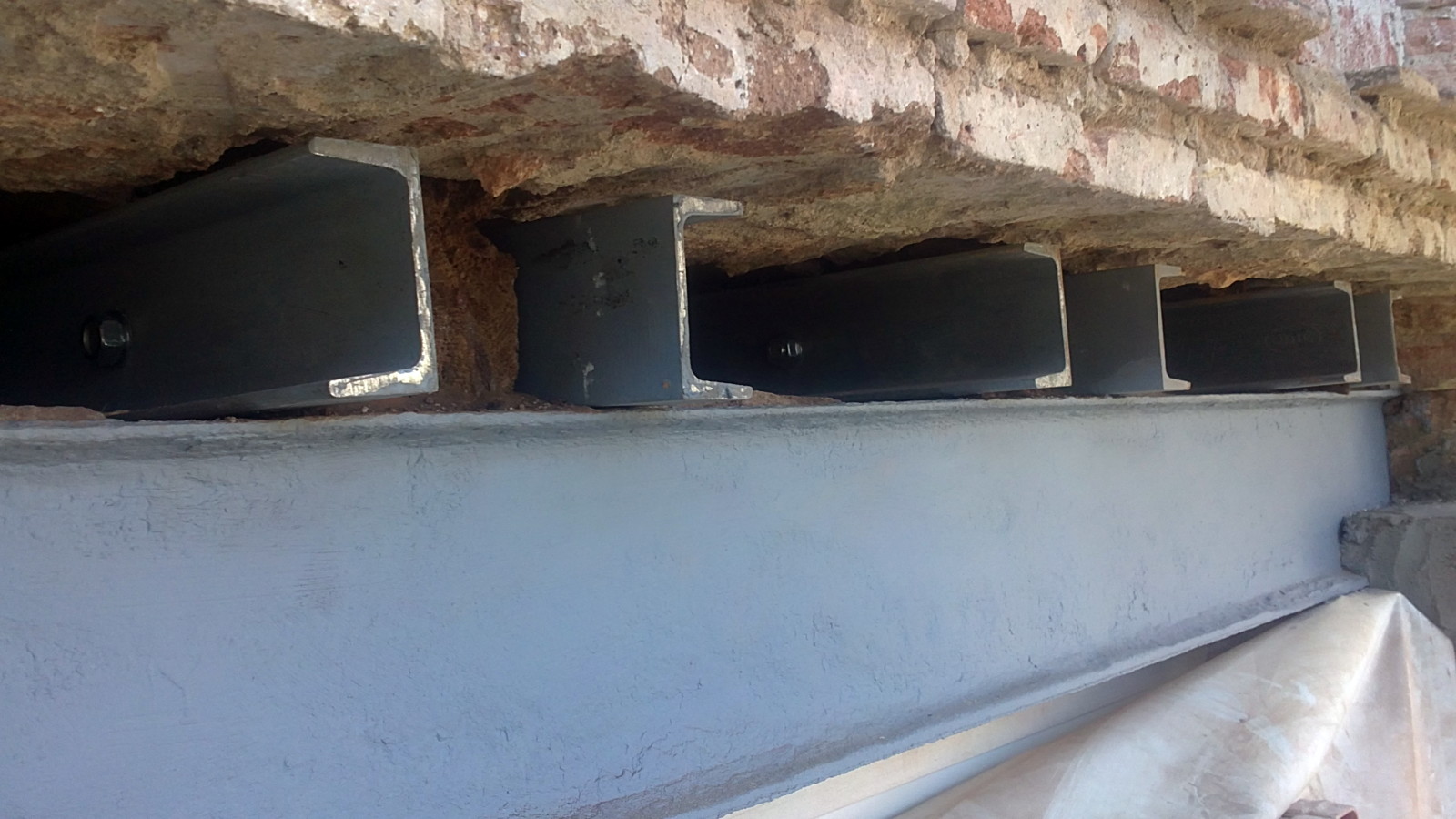 Rehabilitación estructural finca