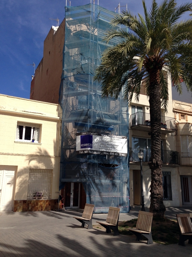 REHABILITACIÓN FACHADA BADALONA (Trabajo en proceso)