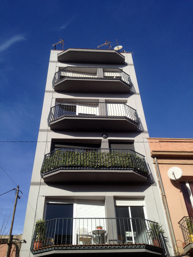 Rehabilitación fachada Guifre 322 Badalona