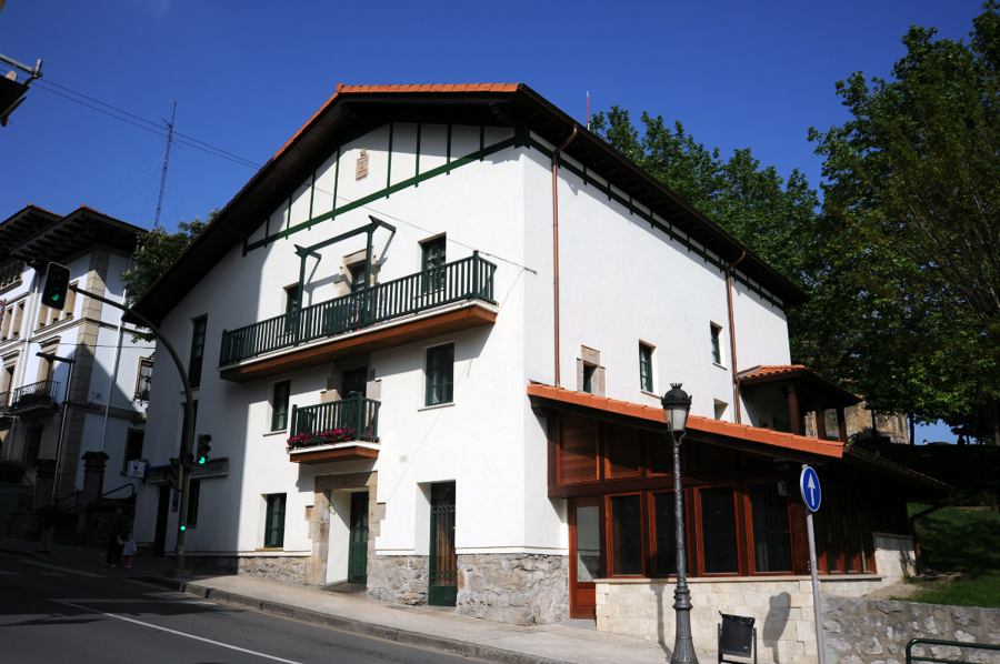 REHABILITACION INTEGRAL CASERIO EN SESTAO 