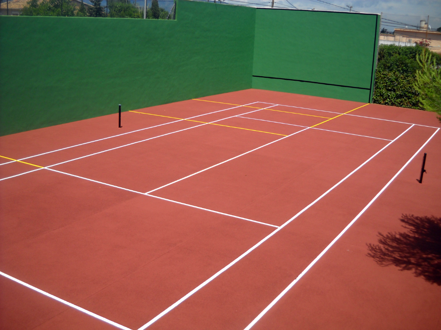 rehabilitacion y pintura pista de tenis