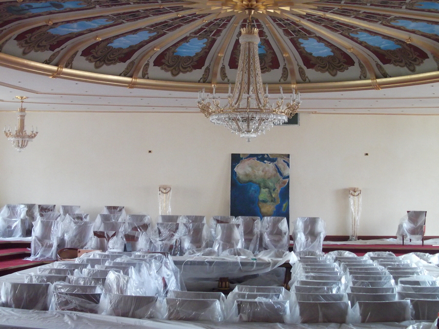 SALA DE CONFERENCIAS,PALACIO DE AFRICA,BATA.GUINEA ECUATORIAL.