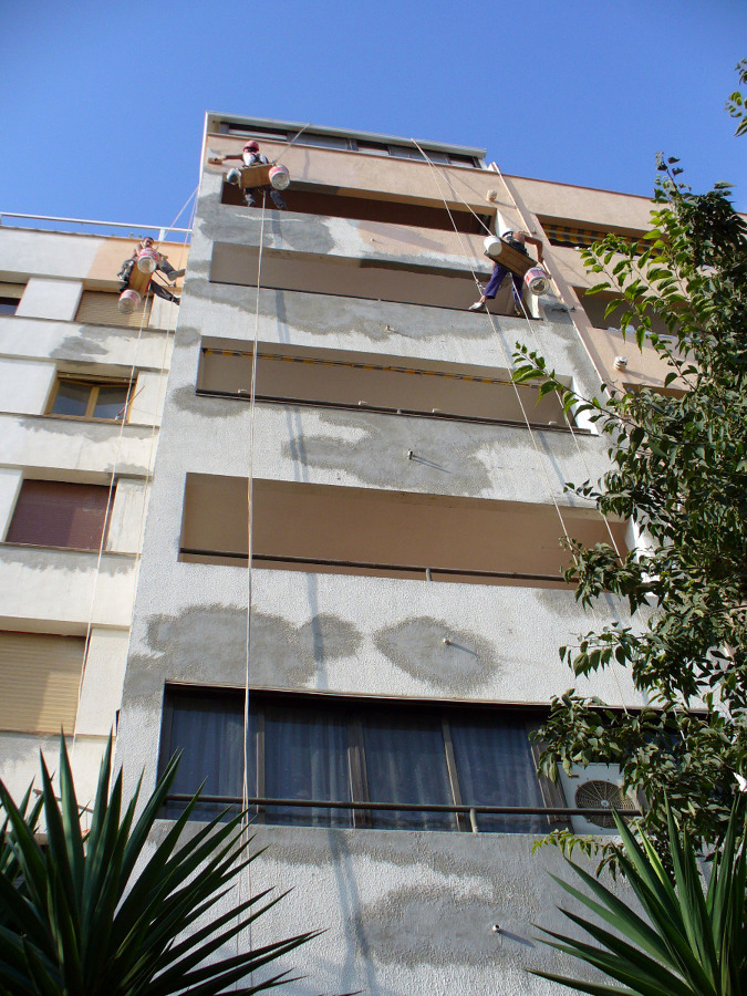 REPARACION DE FACHADA EN LA PINEDA