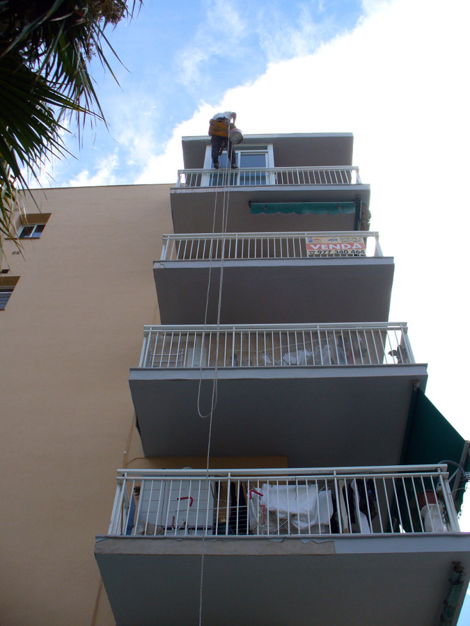 REPARACION DE FACHADA EN SALOU