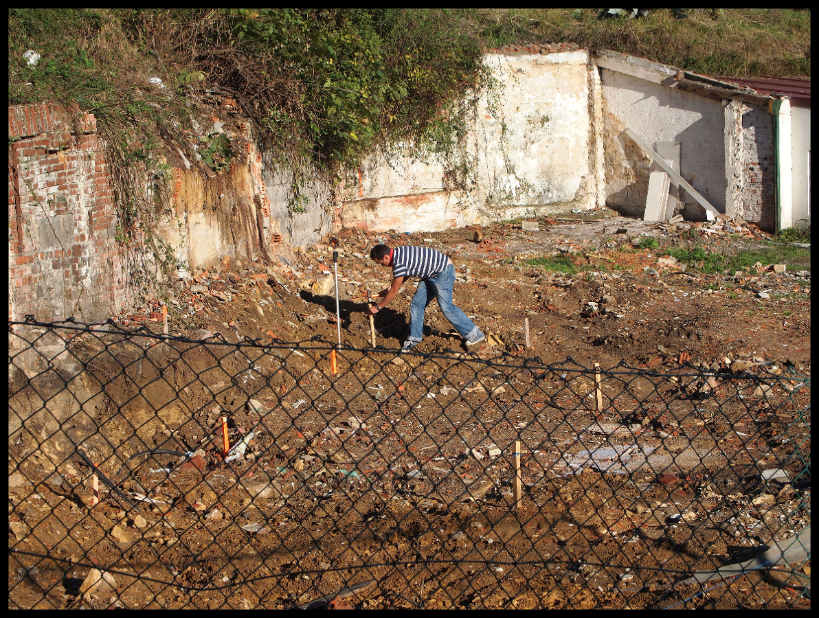 Replanteo de excavaciones, cimentaciones y voladuras
