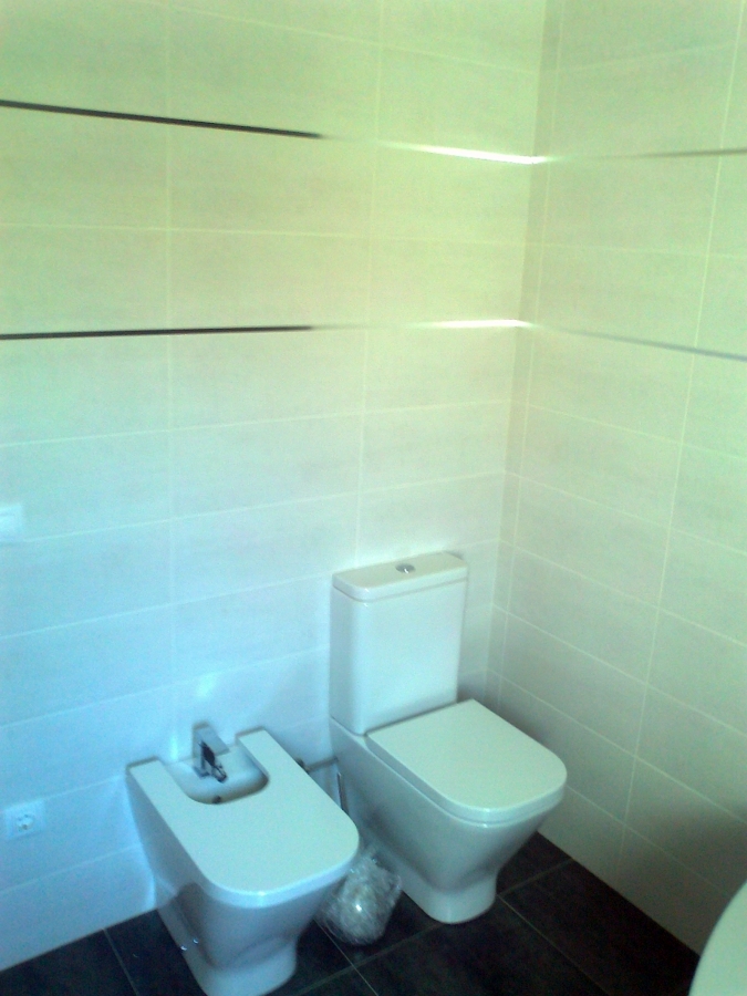 RESTAURACION DE EDIFICIO EN CORTES