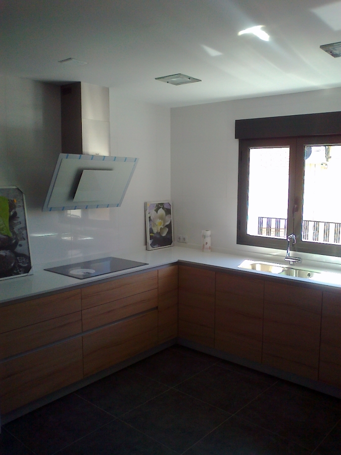 RESTAURACION DE EDIFICIO EN CORTES