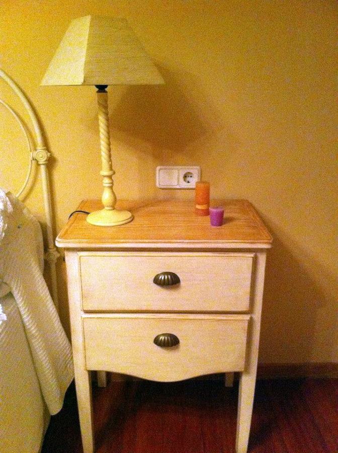 Restauración de mesita de dormitorio