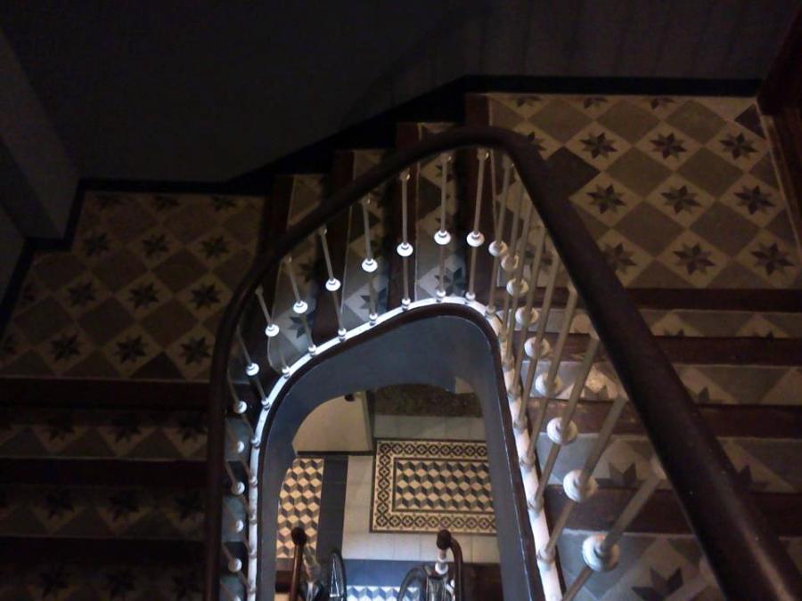 RESTAURACIÓN ESCALERA ANTIGUA