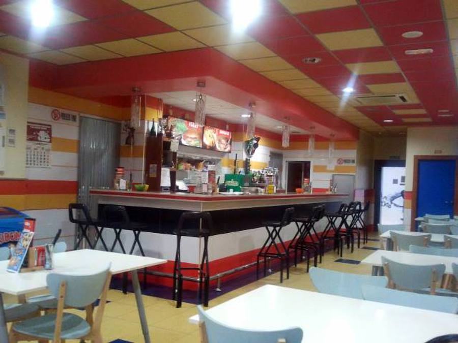 PROINED, realiza proyecto de Restaurante de comida rápida.