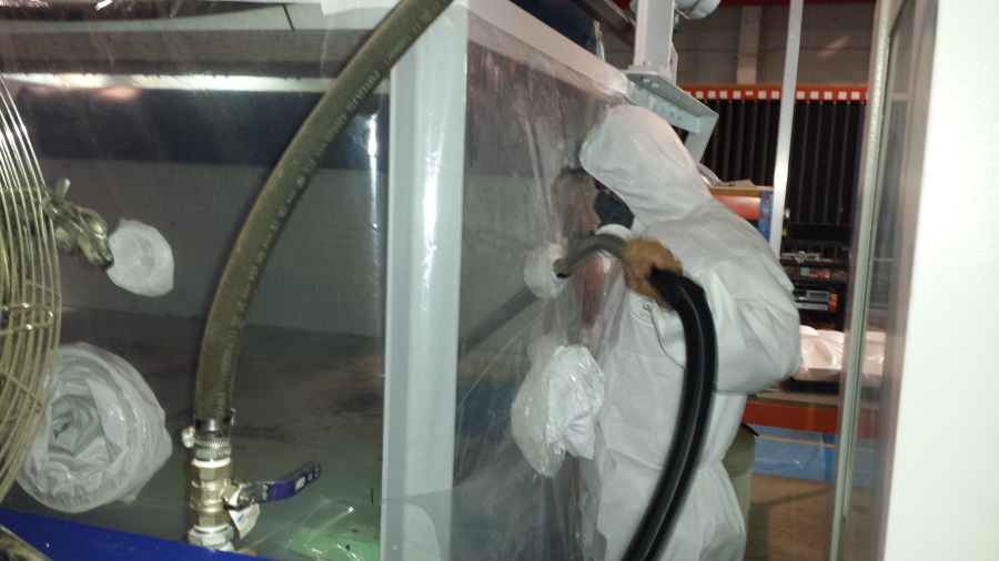 RETIRADA Y DESCONTAMINACION AMIANTO FRIABLE