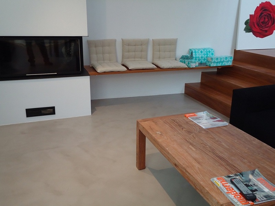 revestimientos cementosos en suelos de salones 