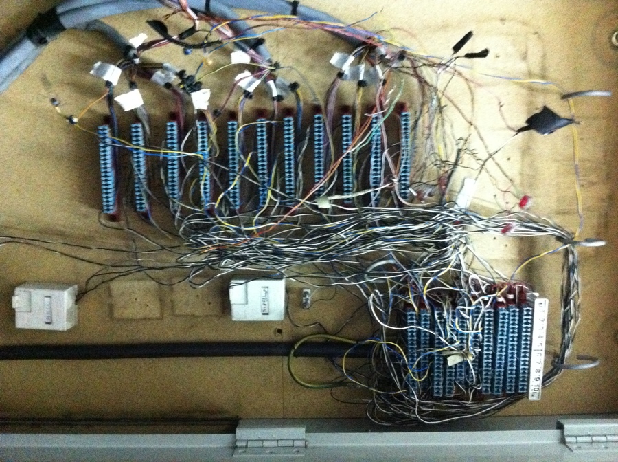 REPARACION RITI EN COMUNIDAD DE PROPIETARIOS ANTES