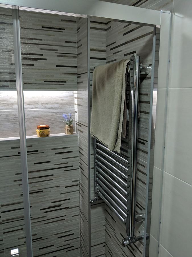 Hueco de obra con led integrado.