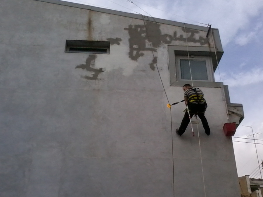 Pintura de fachada, trabajos verticales 