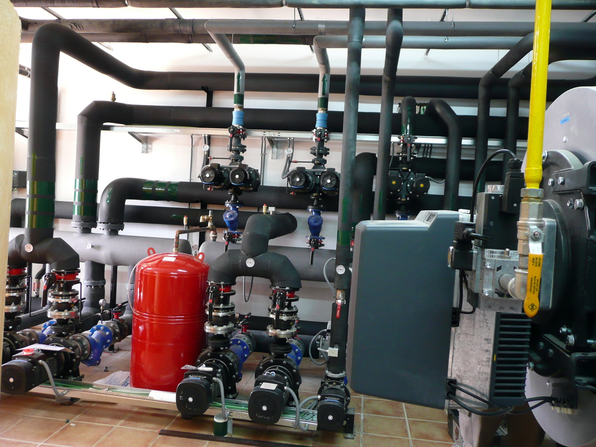 SALA CALDERAS EN HOTEL