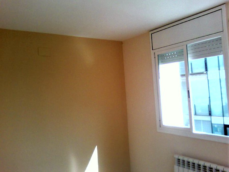 salon comedor pintado en beige