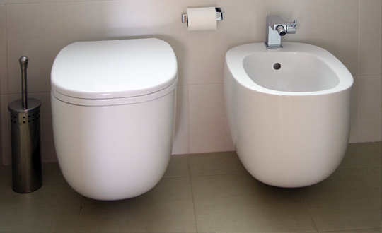 Sanitarios suspendidos diseño