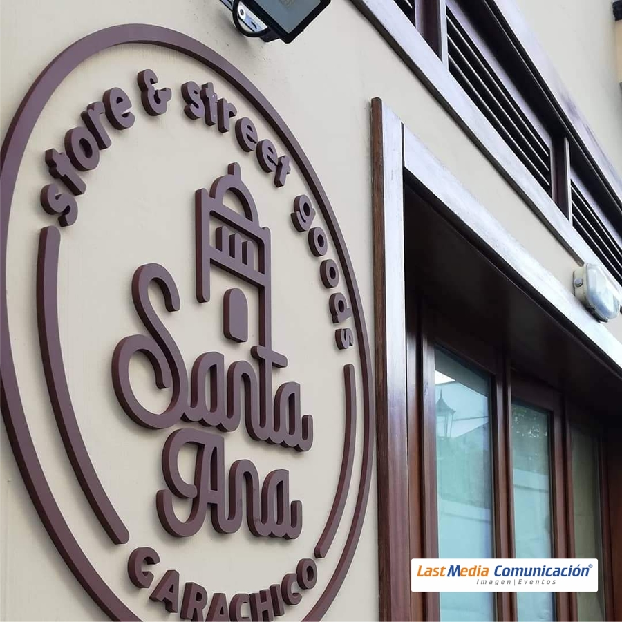 Diseño, fabricación e instalación de corpóreo