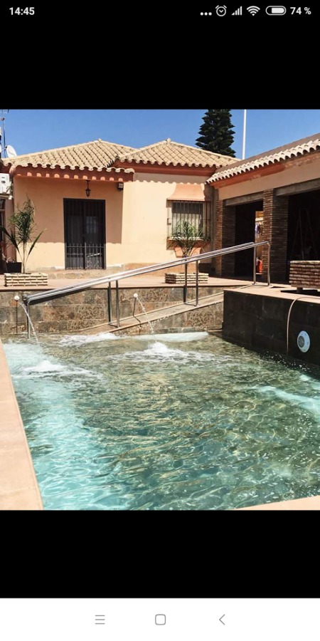 Piscina de 9X5 con rampa porcelanico